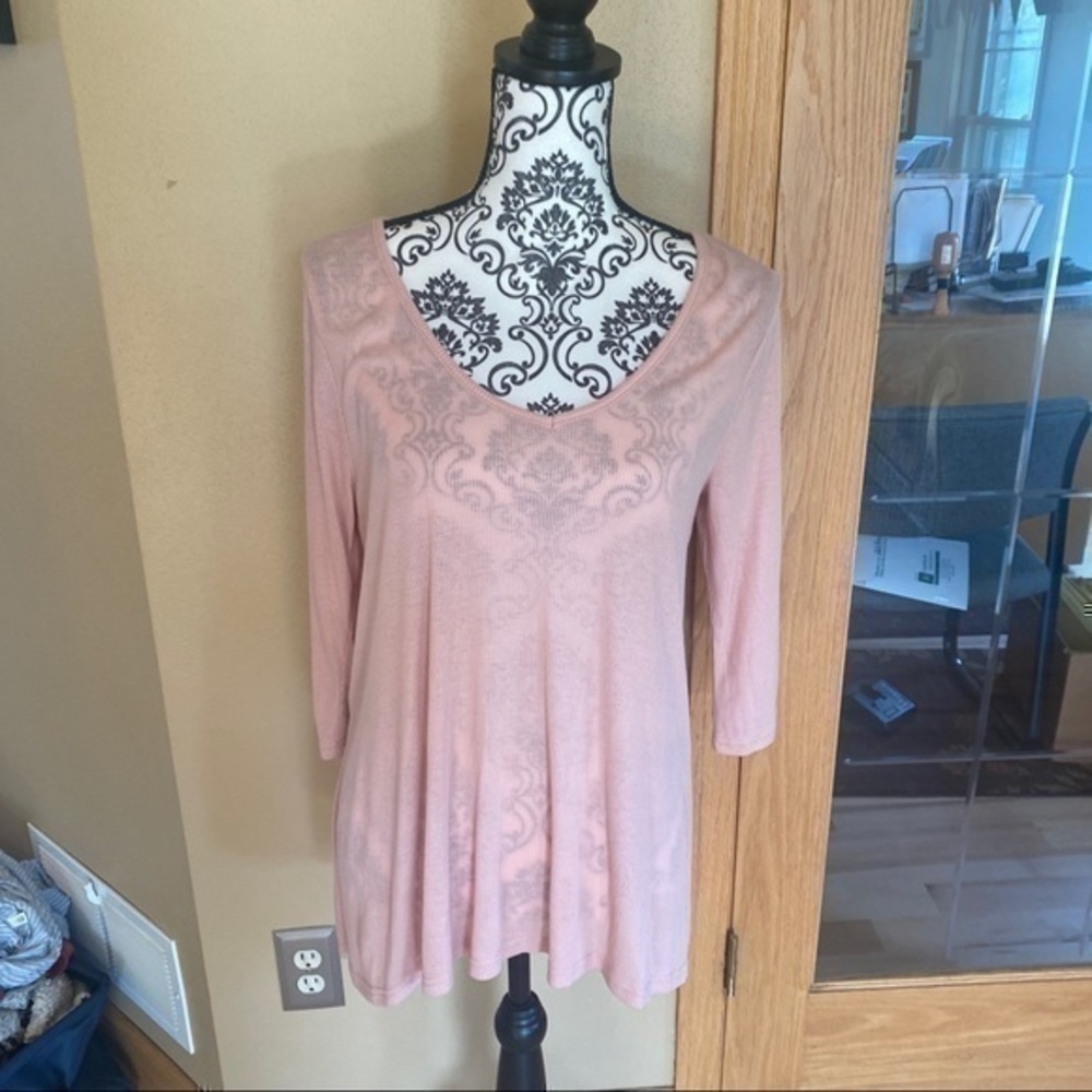 She and Sky pink shirt - Picture 4 of 6